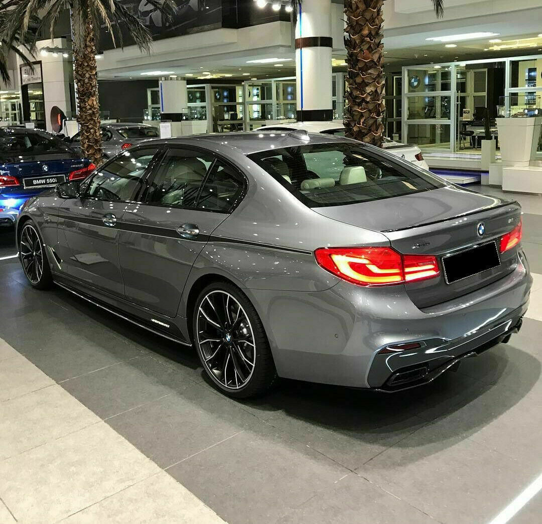 BMW 5 series G30 M-Performance Style Side skirts extensions L + R