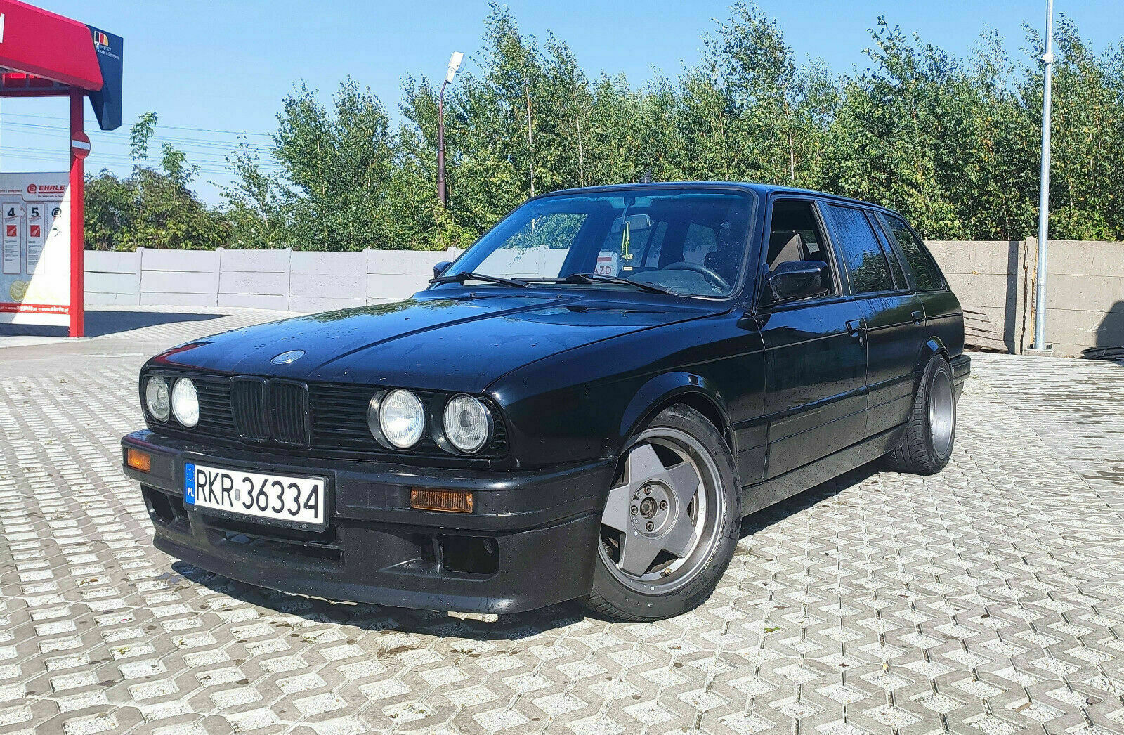 BMW 3 Series E30 Touring Full M Tech II 2, body kit