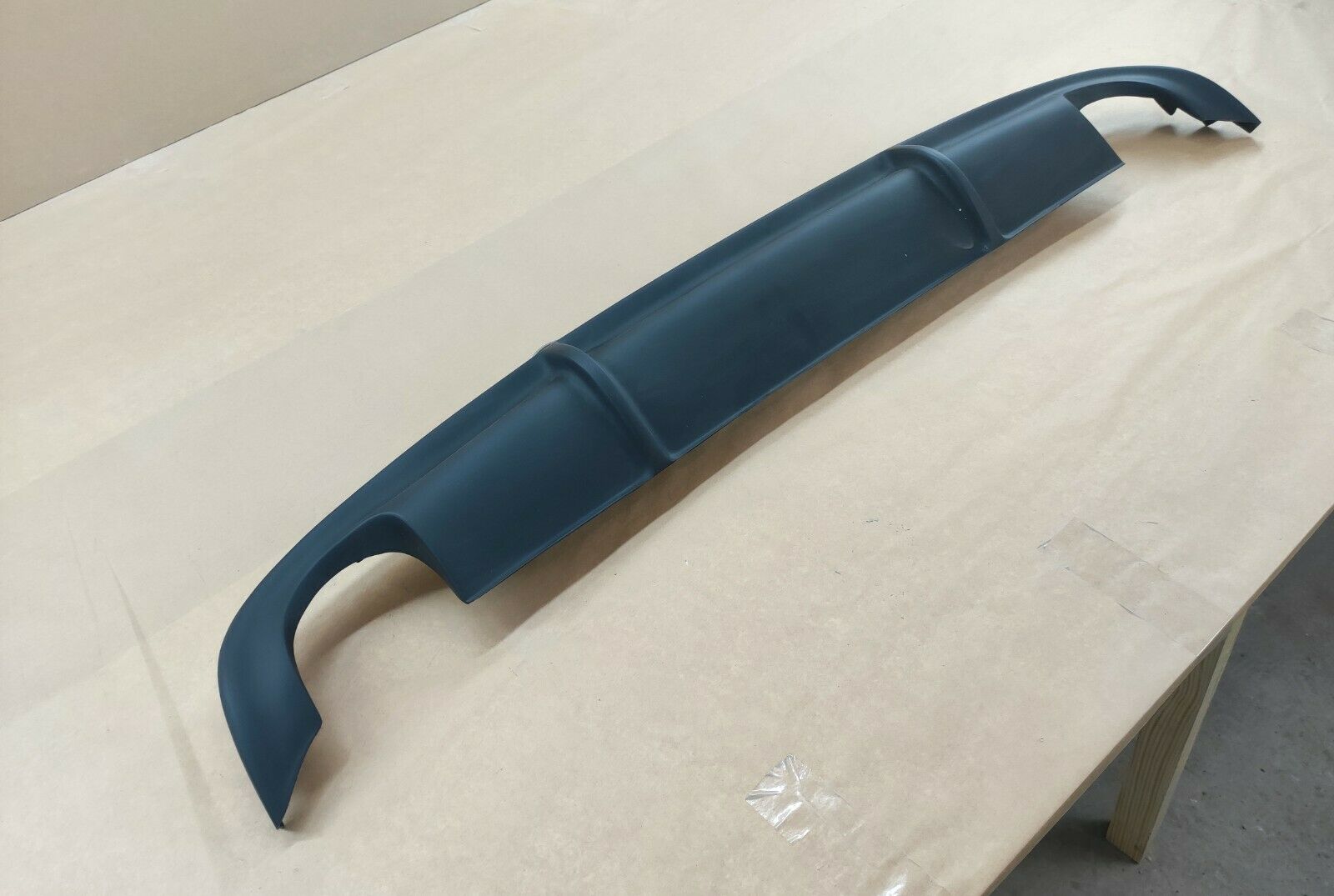 07 A4 Rear Window Diffuser AUDI A4 B7 LIMOUSINE REAR DIFFUSER – Royal Body Parts