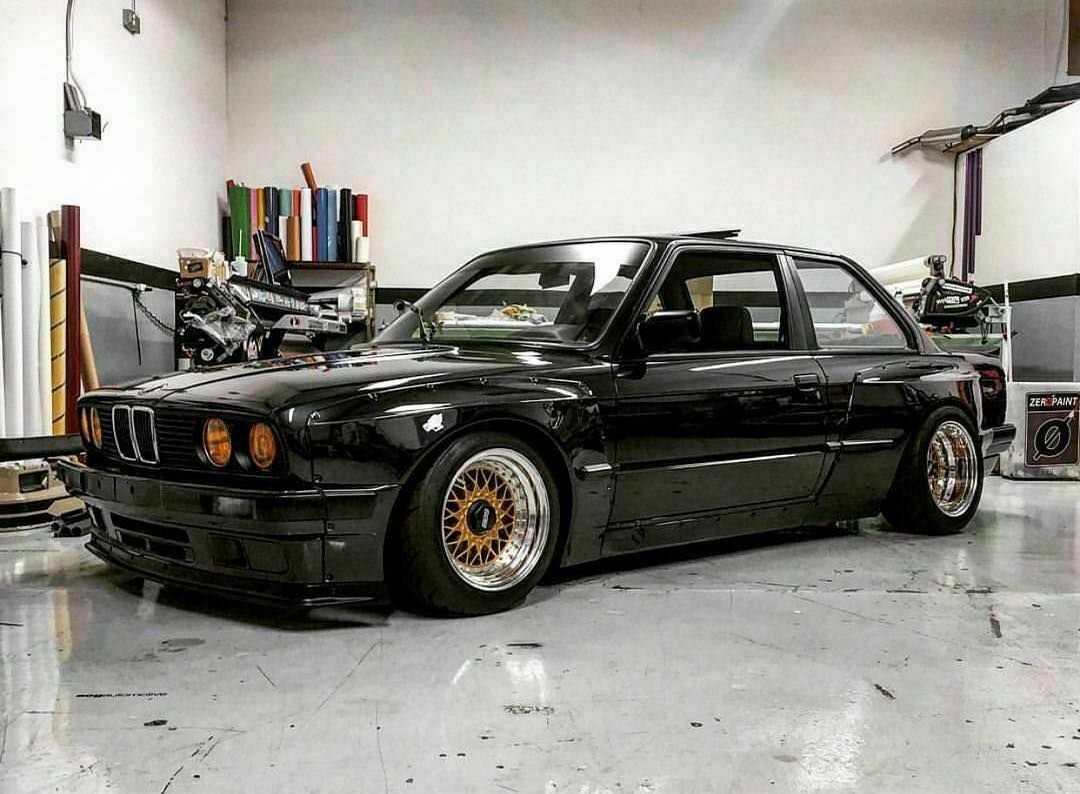 BMW 3 E30 Pandem Style Full Body Kit Set 10 pieces
