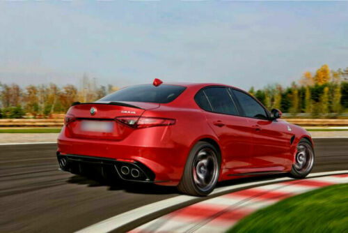 Alfa Romeo Giulia rear trunk spoiler